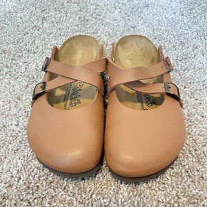 SOLD 🚫 Birki's: Dorian Clog - Size 38